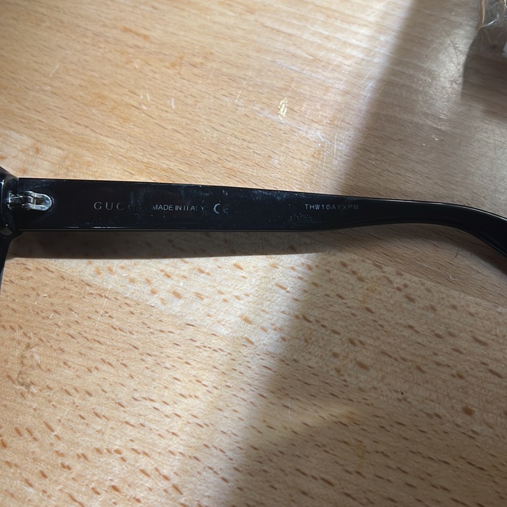 Gucci sunglasses - Picture 6 of 7
